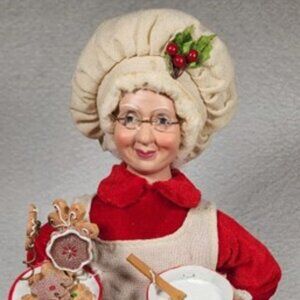Vintage Mrs. Claus baking cookies